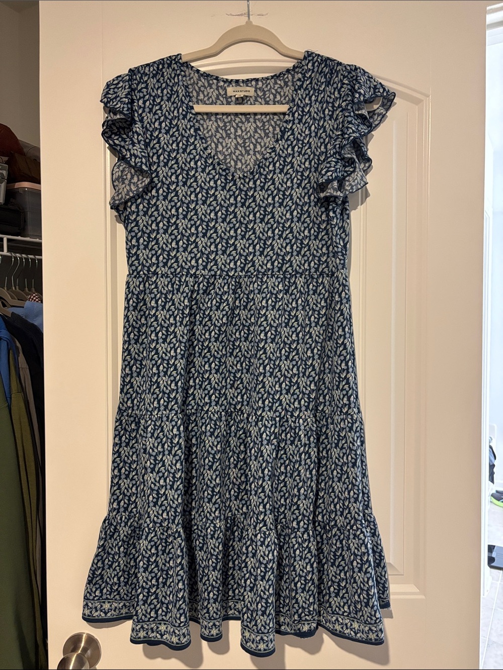 Max Studio Blue Floral V-Neck Ruffle Sleeve Dress